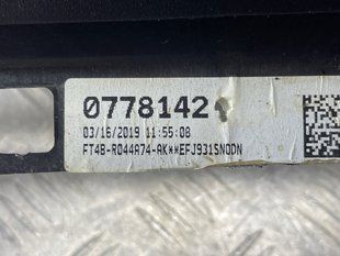 Торпедо с подушкой безопасноти Ford Edge