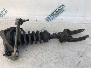 Стійка амортизатора 7L8412021BQ Audi Q7