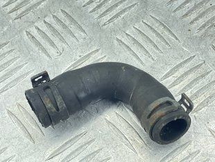 Шланг системы охлаждения 059121103H Volkswagen Touareg