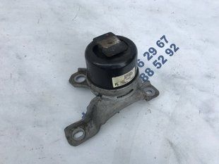 Опора / Подушка двигателя 31330135 Volvo XC60