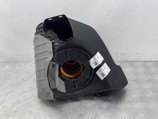 Корпус повітряного фільтра 4G0133838R Audi A6