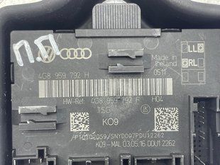 Блок управления двери 4G8959792H Audi A7