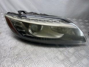 Фара Audi Q7