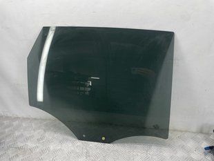 Стекло двери 8R0845206G Audi Q5