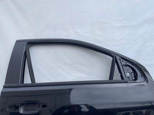 Двері Chevrolet Colorado