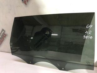 Скло дверей Audi Q7