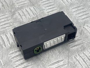 Блок USB 4M0035736A Audi Q7