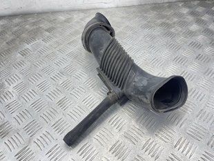 Патрубок воздушный 7L6129609E Audi Q7