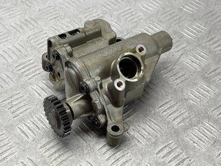 Масляный насос Volkswagen Passat