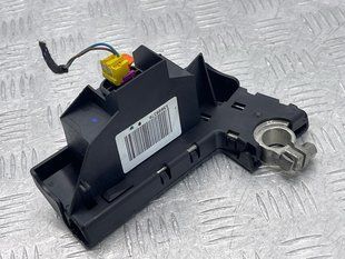 Плюсова клема з піропатроном 8J0915459 Audi A7