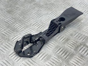 Стопорный крюк капота 4G8823480B Audi A7
