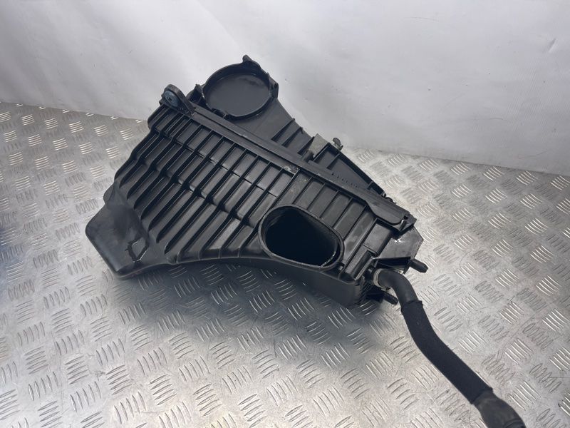 Корпус воздушного фильтра 7L6129607AS Audi Q7