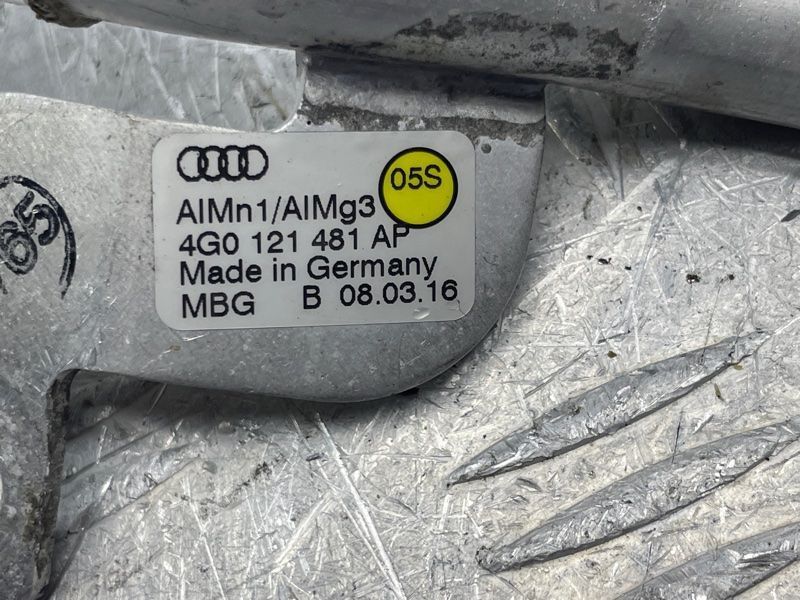 Трубопровод системы охлаждения 4G0121481AP Audi A6