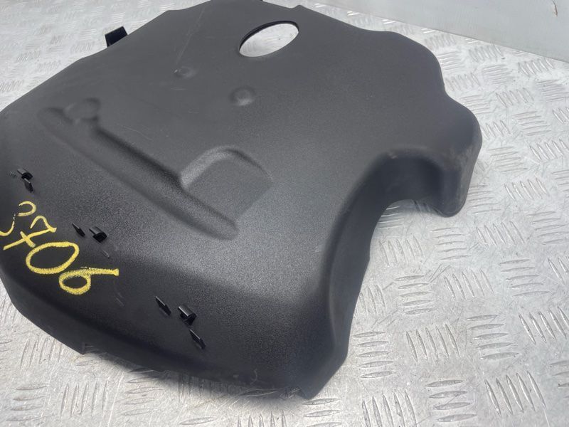 Накладка двигуна 06E103925AB Audi Q7