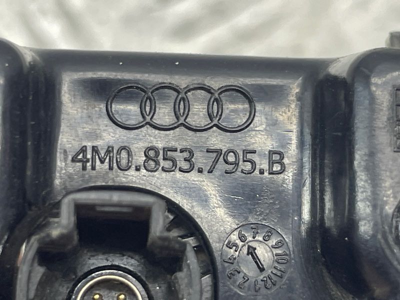 Камера 5Q0980546A Audi Q7