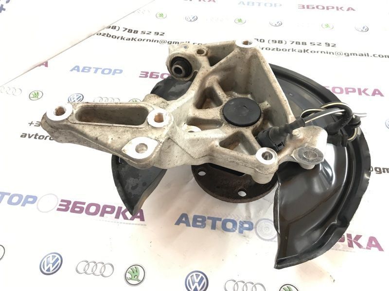 Поворотний кулак / цапфа 3C0505435F Volkswagen CC
