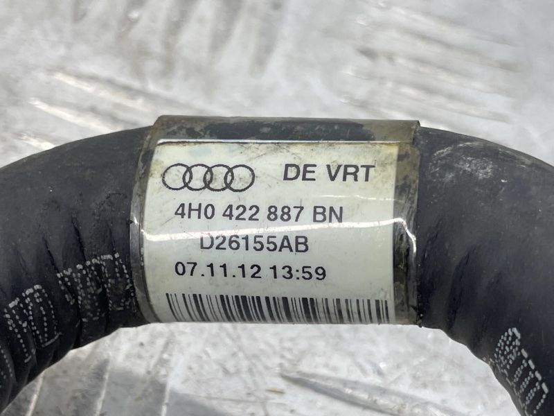 Трубопровід системи охолодження 4H0422887BN Audi A8