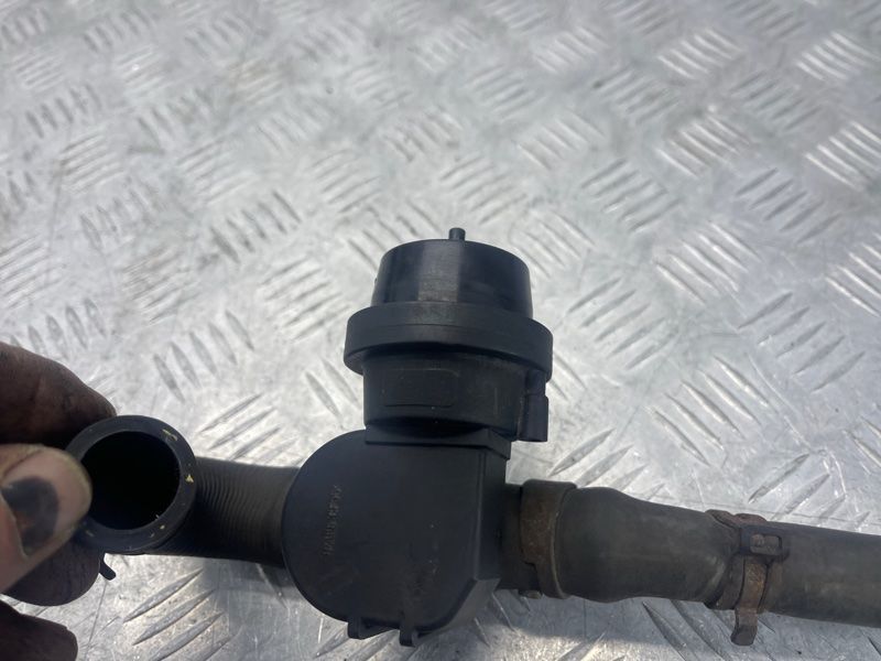 Клапан 1J0819809 Volkswagen Touareg