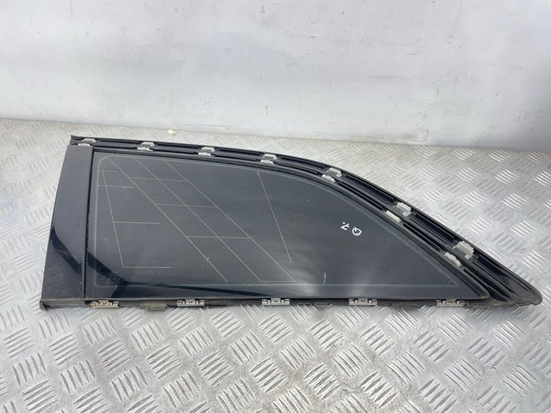 Стекло заднее с обогревом 4L0845299 Audi Q7