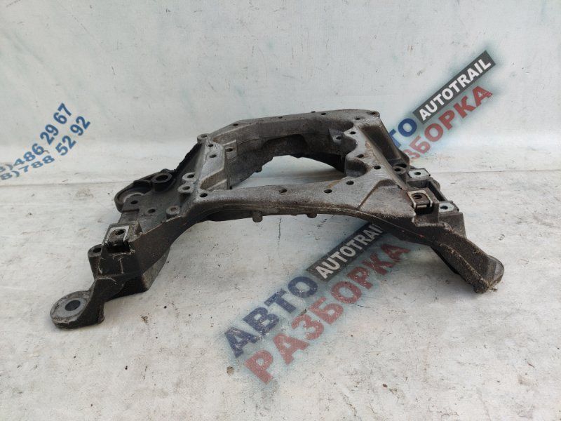 Траверса коробки передач 4G0399263AC Audi A6