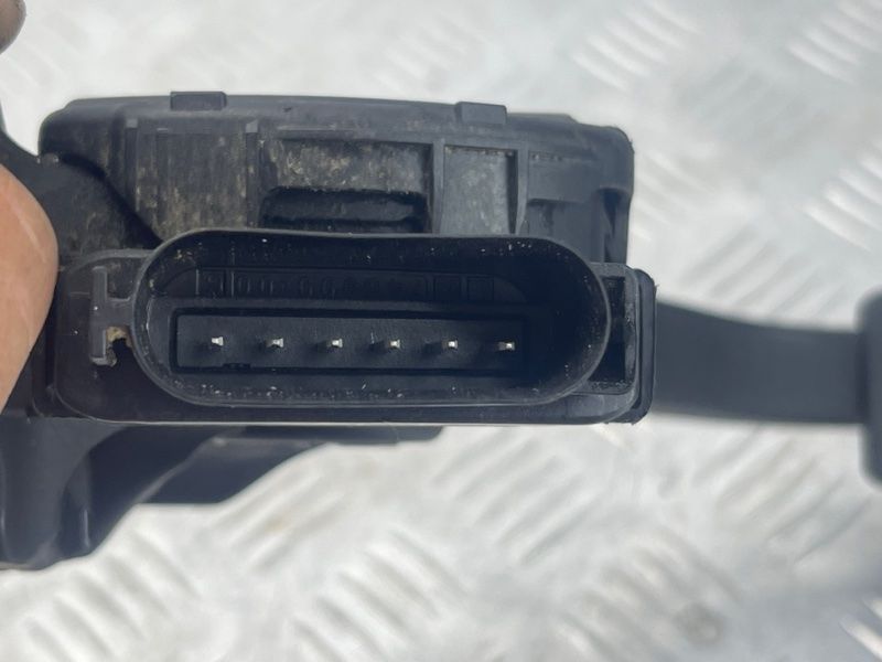 Педаль газу (акселератора) 31329058 Volvo XC60