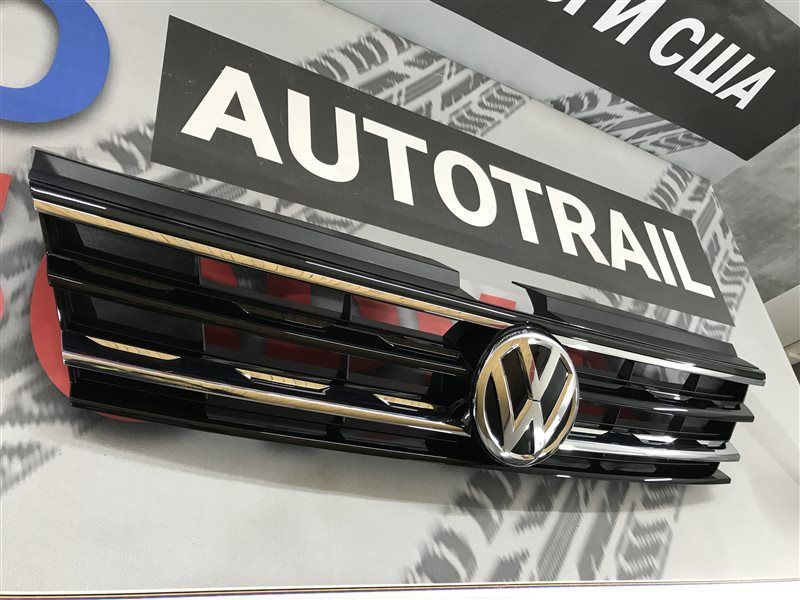 Решітка радіатора 5NA853651 Volkswagen Tiguan