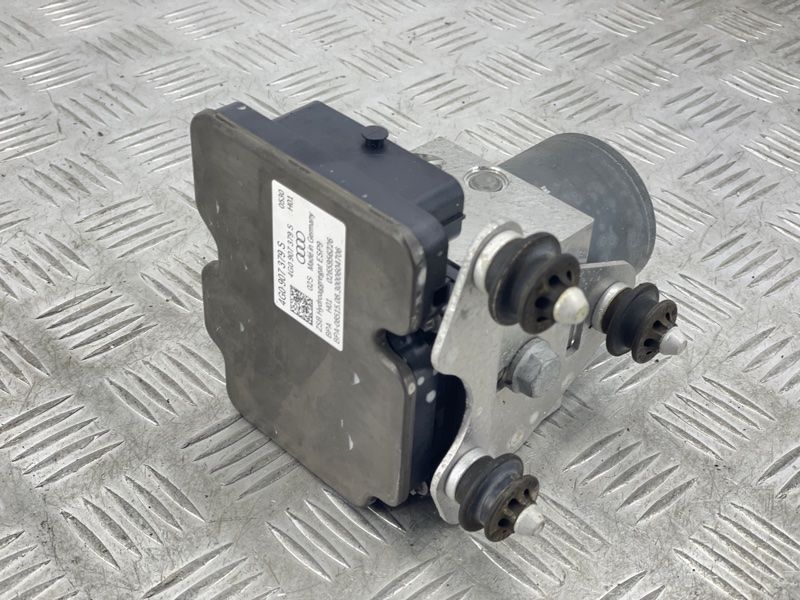 Блок ABS 4G0907379S Audi A7