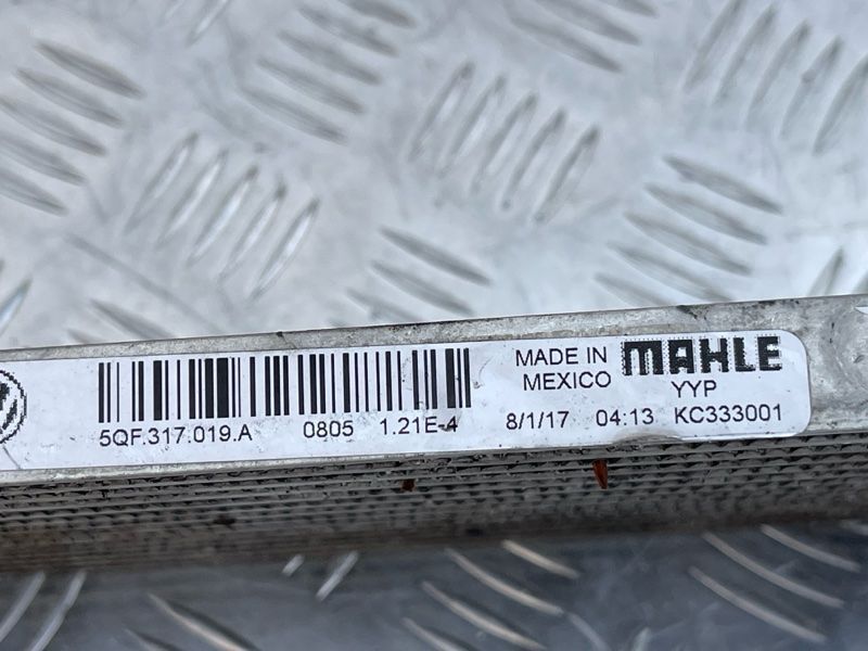Радиатор АКПП 5QF317019A Volkswagen Tiguan