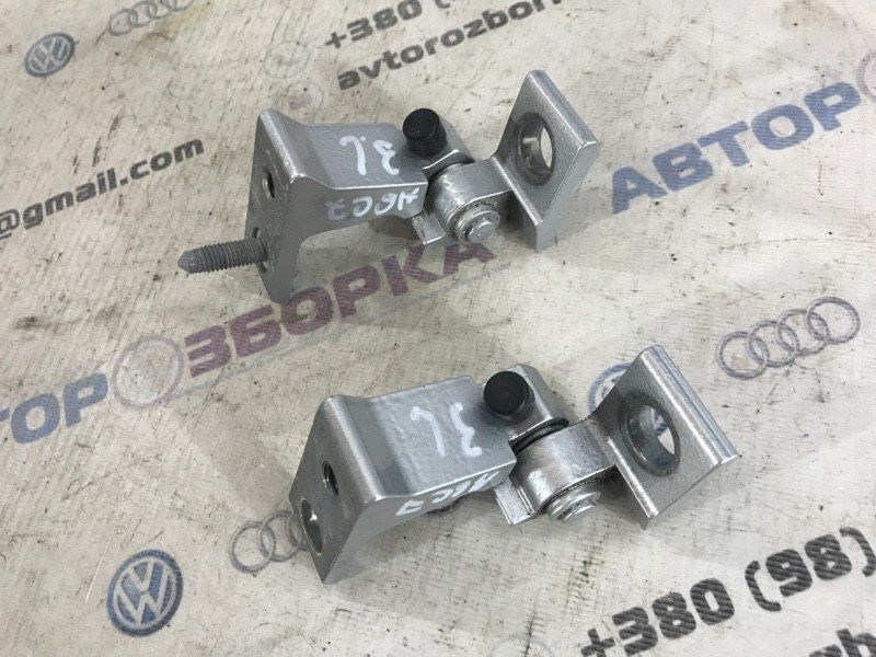 Петля двери 4G0831401A Audi A6
