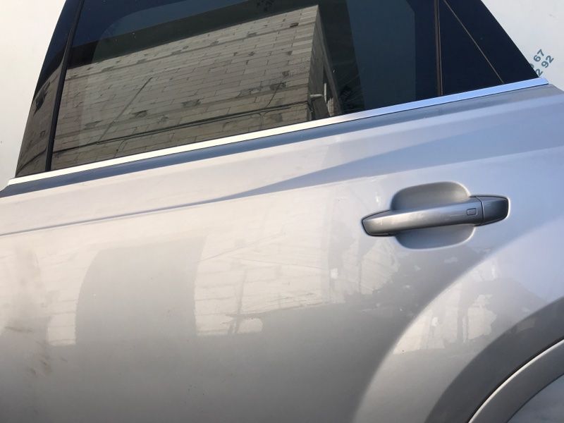 Дверь 4M0833051E Audi Q7