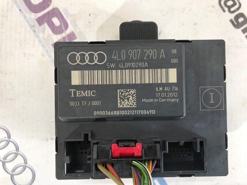 Блок керування дверей 4L0907290A Audi Q7