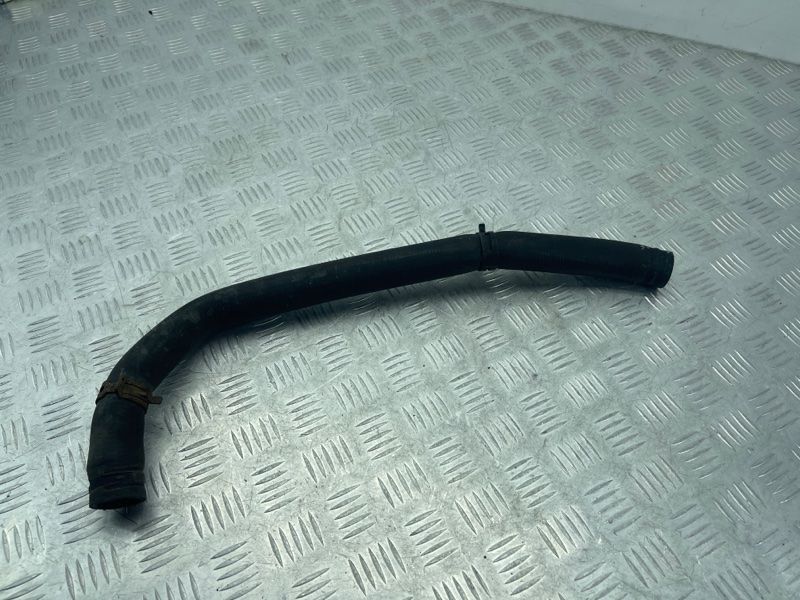 Патрубок F2G39K308BB Ford Fusion