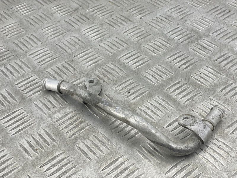 Трубка системы охлаждения 4G0121071N Audi A6 Audi A6, Audi A7