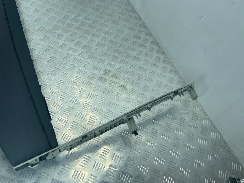 Шторка багажника 4G5861325CQBC Audi A6