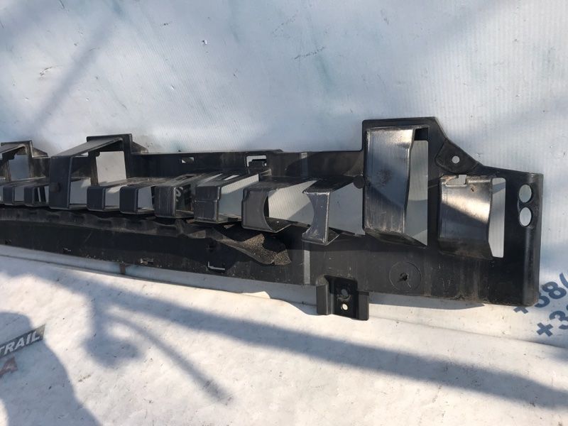 Усилитель переднего бампера Ford Fusion