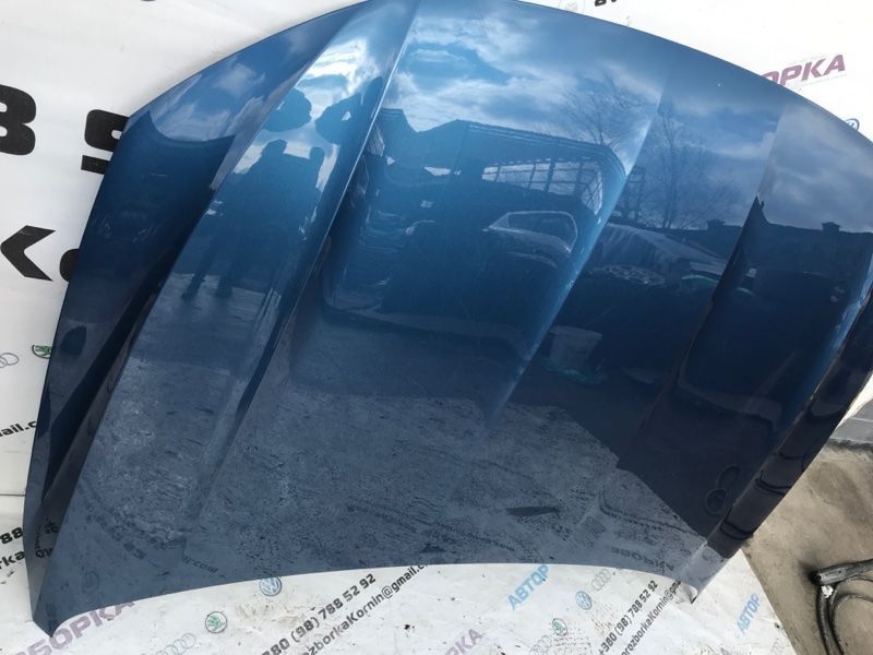Капот 17A823031 Volkswagen Jetta