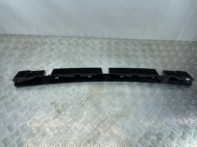 Підсилювач заднього бампера 7P6807863A Volkswagen Touareg