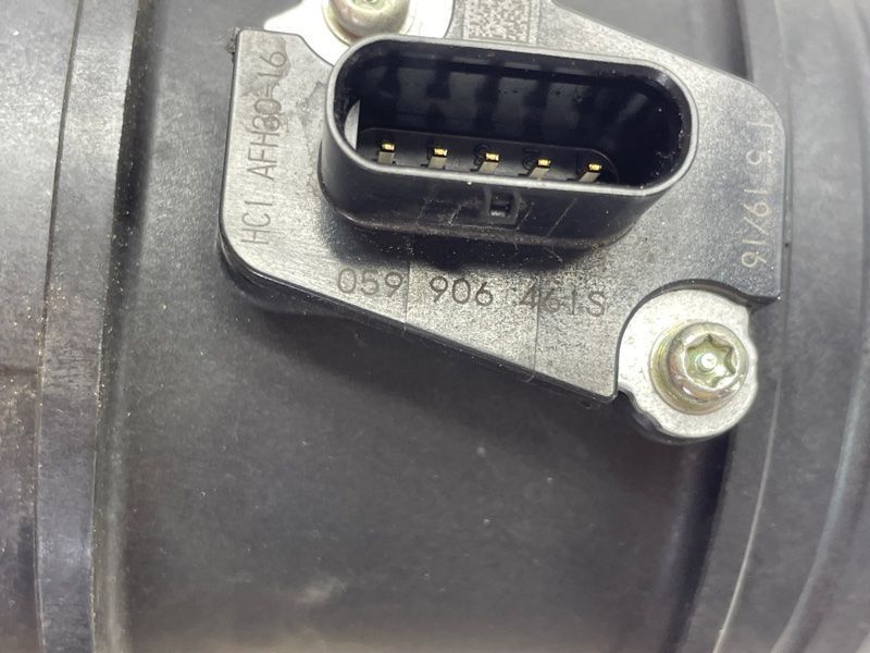 Датчик массового расхода воздуха (MAF) 059906461S Audi A7