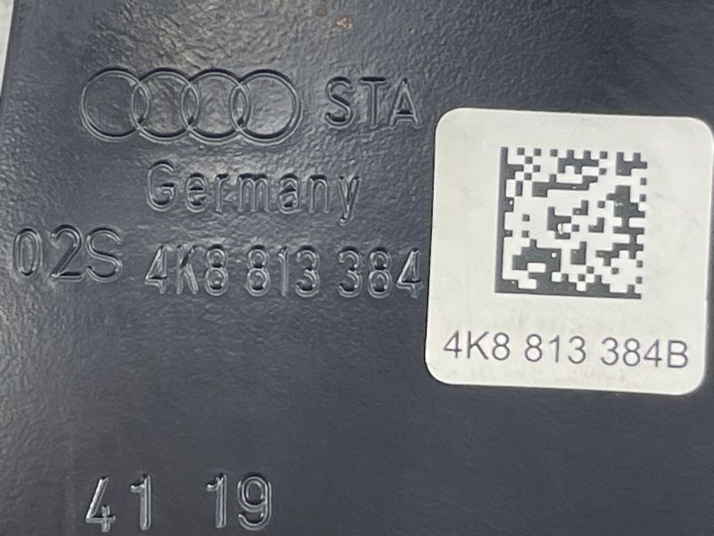 Кронштейн пояса кузова 4K8813384B Audi A6