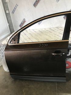 Двері 4L0831051A Audi Q7