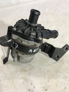 Насос охлаждающей жидкости 8K0965567B Audi A8