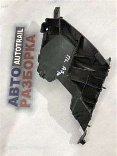 Направляющая переднего бампера 4G8807283C Audi A7