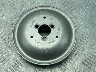 Шкив помпы 06121031E Audi A6