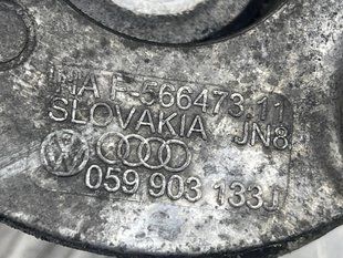 Ролик натяжний 059903133J Volkswagen Touareg