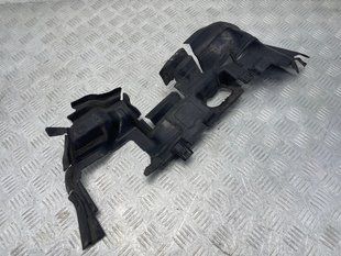 Повітропровід радіатора 80A121283K Audi Q5