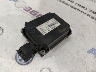 Блок управления системы открывания ворот гаража 4G0907410A Audi S8