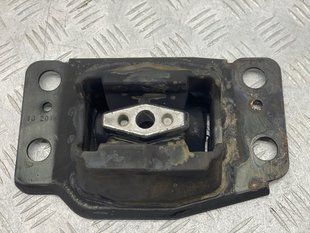 Опора / подушка КП DG937M121CA Ford Edge