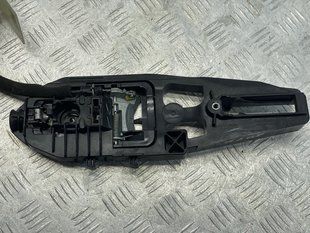 Кронштейн ручки Ford Edge