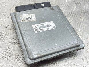 Блок керування двигуном 06E907425 Audi Q7