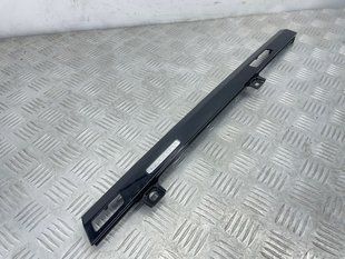 Накладка 4M1853242A Audi Q7